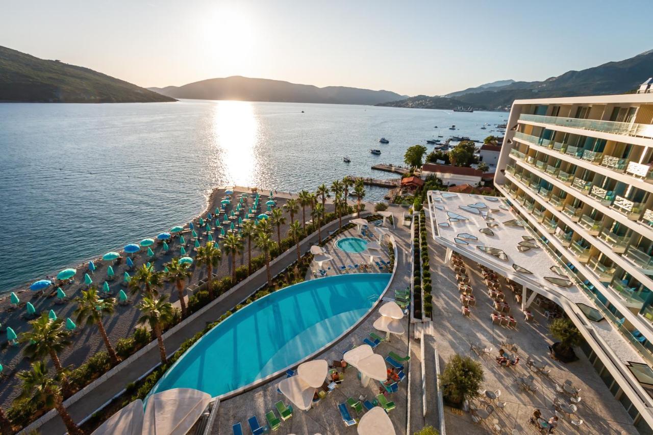 Carine Hotel Kumbor Superior Херцег-Нови Экстерьер фото